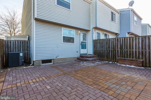 28 Avonshire Ct, Silver Spring MD 20904-6712 exterior