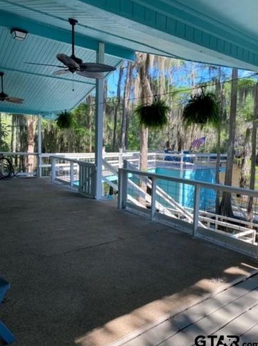 230 Sesame St, Karnack, TX 75661-1818