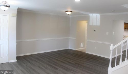 15034 Shamrock Ridge Rd, Silver Spring MD 20906-6107 exterior