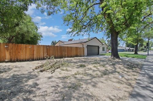1332 Benjamin Holt Dr, Stockton, CA 95207-3503
