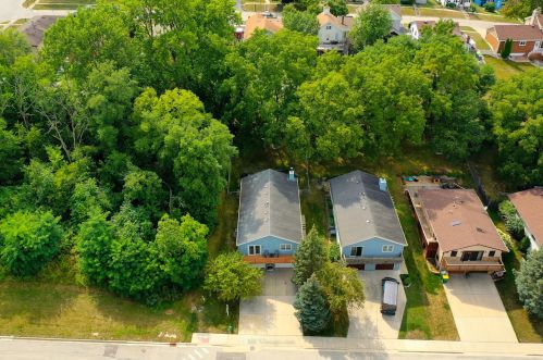 724 East St, Lemont, IL 60439-4203