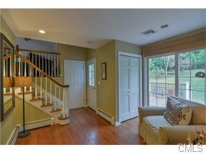 67 Signal Hill Rd, Wilton CT  06897-1930 exterior