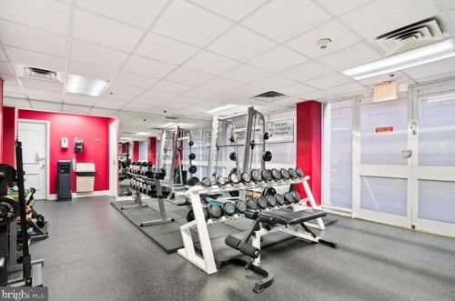 2001 Hamilton St, Philadelphia PA  19130-4298 exterior
