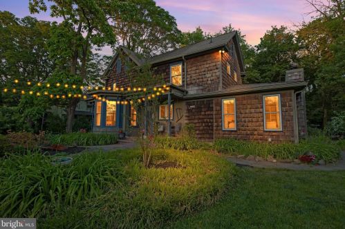 13 Arbour Ln, Harrison Township, NJ 08062-9410