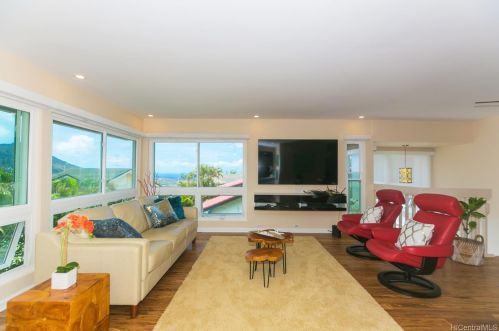 989 Kaluanui Rd, Honolulu HI  96825-1324 exterior
