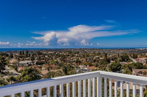 6847 Urubu St, Carlsbad, CA 92009-5944
