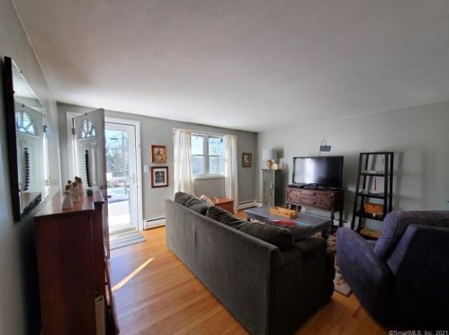 108 Colorado Ave, Torrington, CT 06790-5109