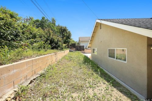 917 Notre Dame St, Upland CA 91786-2761 exterior