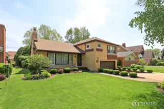 127 Linden Ave, Elmhurst, IL 60126-3604