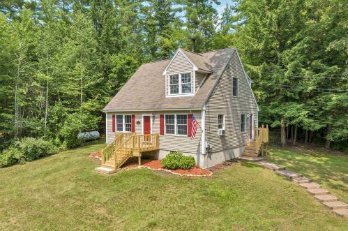 81 Gardners Grove Rd, Belmont, NH 03220-4307