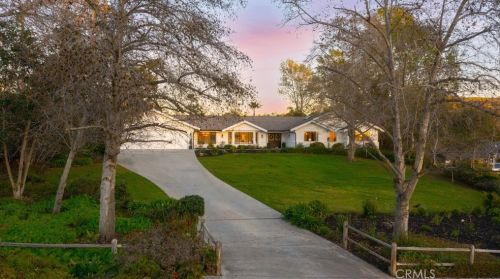 1232 Pleiades Dr, Vista CA  92084-6531 exterior