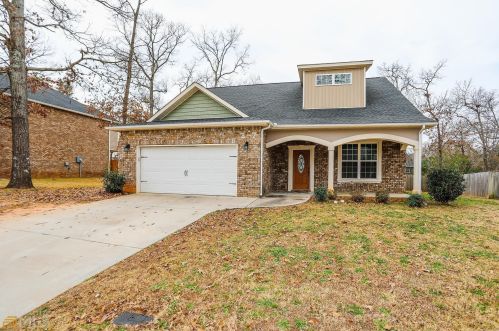 207 Lattice Bnd, Bonaire, GA 31005-4837