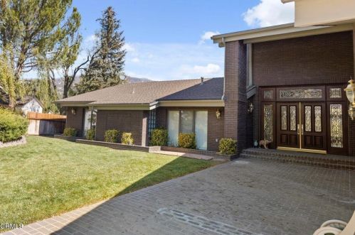 23750 Crystal Lake Ln, Tehachapi, CA 93561-8549