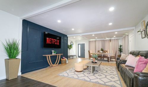 2314 Bristol St, Santa Ana CA  92704-5721 exterior