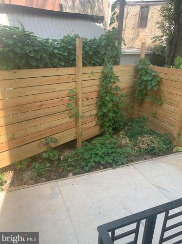 435 Berks St, Philadelphia PA 19131-3206 exterior