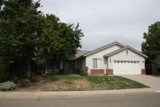 1004 Cristen St, Sharon, CA 93610-2139