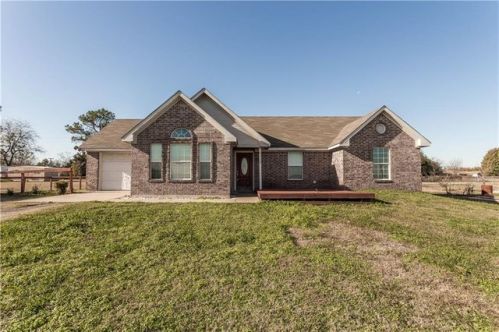 5738 Interstate Highway 45, Corsicana, TX 75109-3676