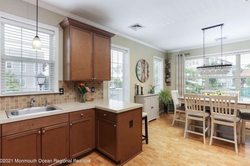 622 Ml Pond Way, Tinton Falls NJ 07724-2478 exterior