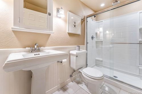 18115 Peakview Pl, Denver CO  80016-1149 exterior