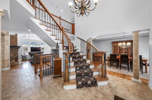 2323 Fawn Lake Cir, Naperville, IL 60564-4667