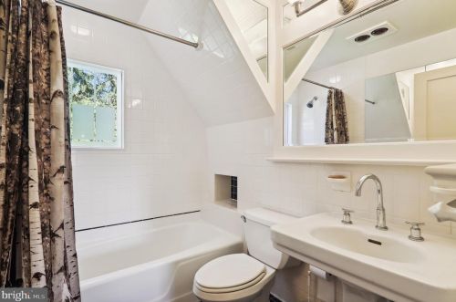 1310 Noyes Dr, Silver Spring MD 20910-2224 exterior