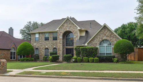 1916 Kiestwood Cir, Plano TX  75025-3027 exterior