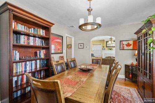 447 Center St, Wood-Ridge, NJ 07075-2227