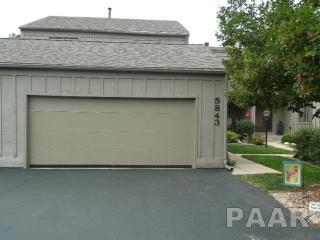 5843 Old Hickory Ln, Peoria, IL 61615-2227