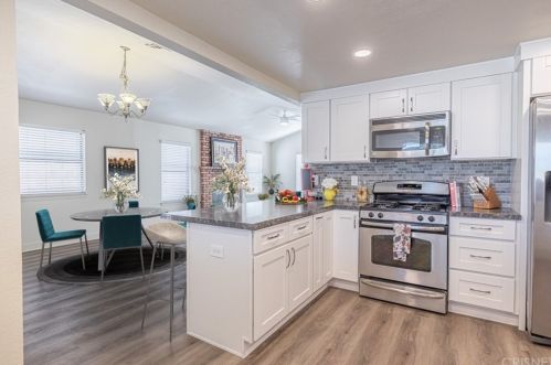 42336 La Gabriella Dr, Lancaster CA 93536-4388 exterior