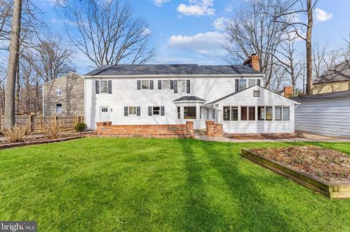 7422 Brian Run Ct, Springfield, VA 22153-1336