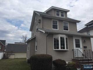 71 Kovar St, Bogota, NJ 07603-1113