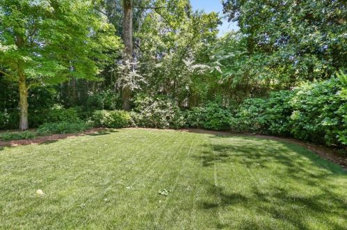 2375 Havenridge Dr, Atlanta GA  30305-4072 exterior
