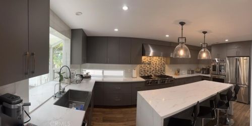 10 Vispera, Irvine CA  92620-2127 exterior