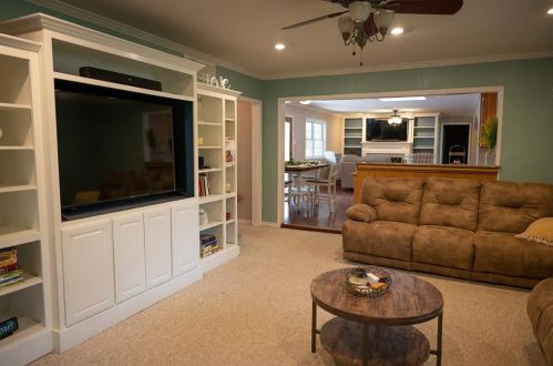 211 Oaklawn Ave, Nocona TX 76255-3109 exterior