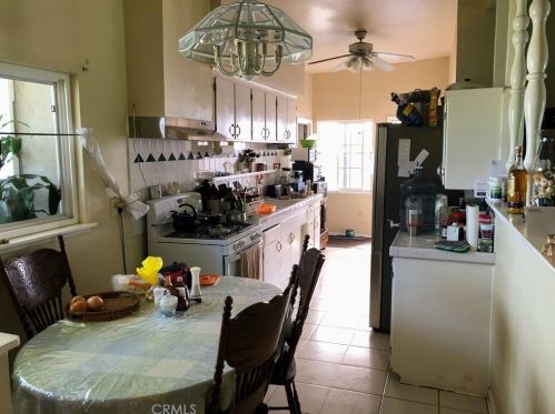 1602 Raymar St, Santa Ana CA 92703-4619 exterior