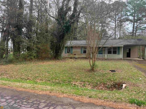 3394 Richmond Dr, Conyers, GA 30094-2826