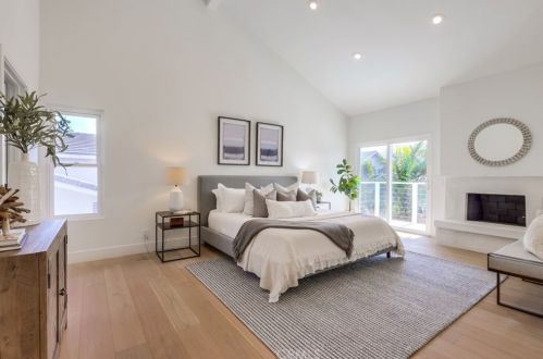 5812 Carbeck Dr, Huntington Beach CA  92648-1009 exterior