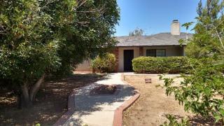 10292 Cottonwood Ave, Hesperia CA  92345-4103 exterior