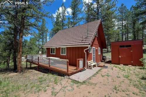56 Miller Dr, Twin Rock, CO 80816-9537