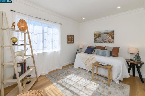 3013 Acton St, Berkeley, CA 94702-2706
