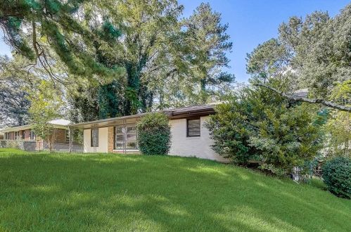 2202 Brannen Rd, Atlanta GA  30316-4120 exterior