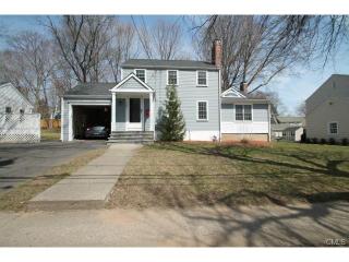 262 Euclid Ave, Fairfield, CT 06825-1750