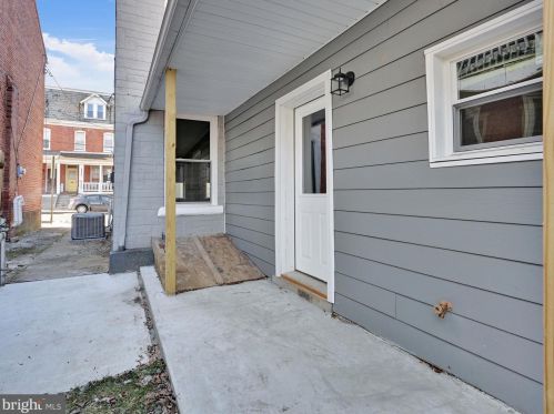 31 Mary St, Lancaster PA  17603-3330 exterior