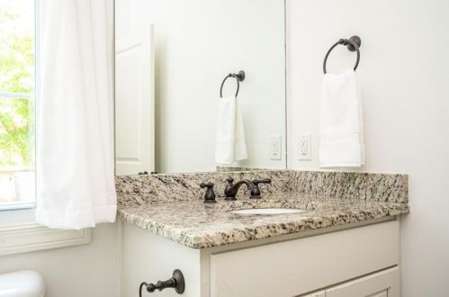 4437 Carmain Dr, Atlanta GA  30342-3503 exterior