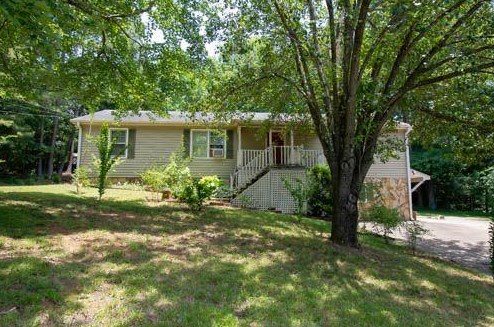 207 Ridgewood Ct, Holly Springs, GA 30188-3824