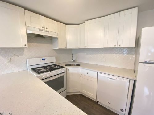 114 Osprey, Hackettstown NJ  07840-2727 exterior