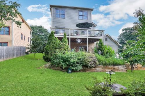 201 Bowen Cir, Atlanta GA  30315-2603 exterior