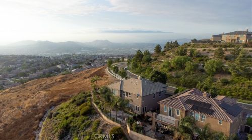 18458 Lakepointe Dr, Riverside CA  92503-0252 exterior