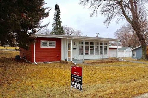 308 13th Pl, Hadar, NE 68701-4809