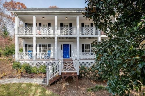 1823 Mount Hope Ct, Duluth, GA 30097-5143